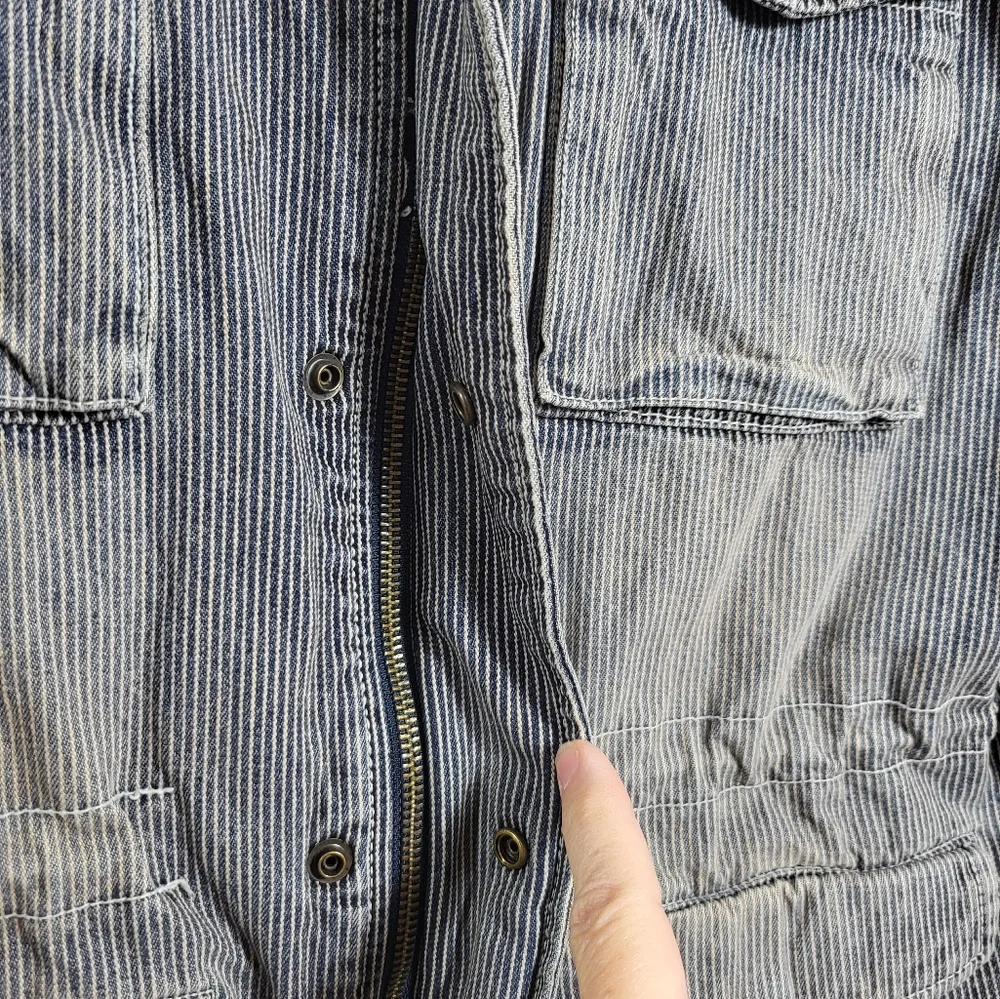 GAP blue and white striped jean jacket girls XXL #1468